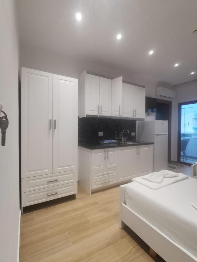 Hola Rooms Ksamil Ngoại thất bức ảnh