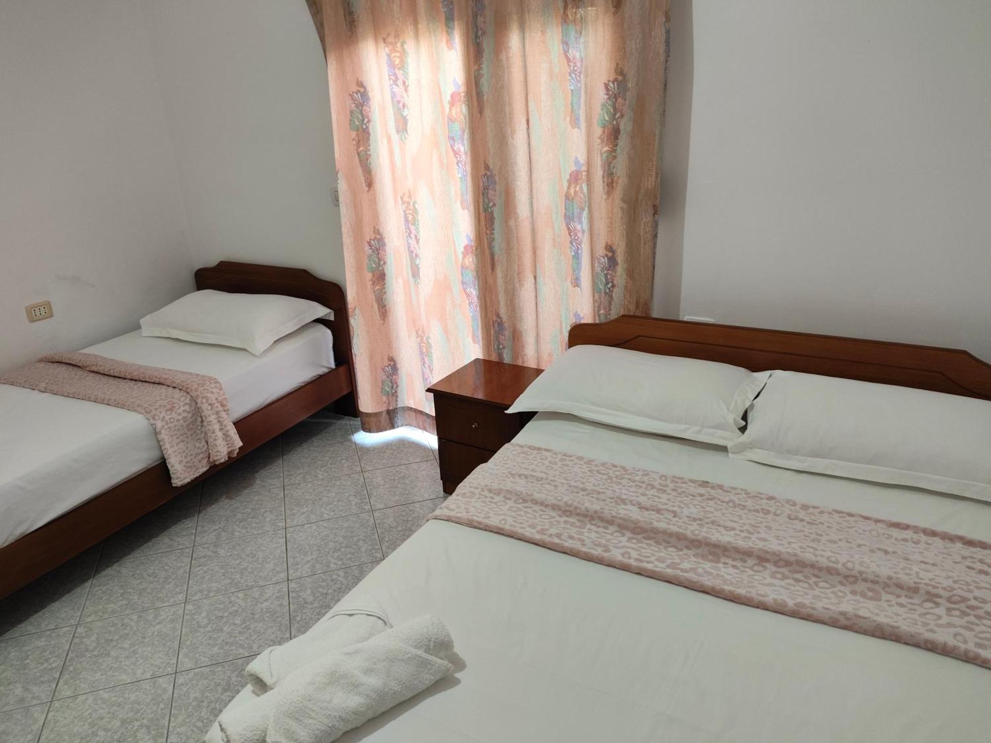 Hola Rooms Ksamil Ngoại thất bức ảnh