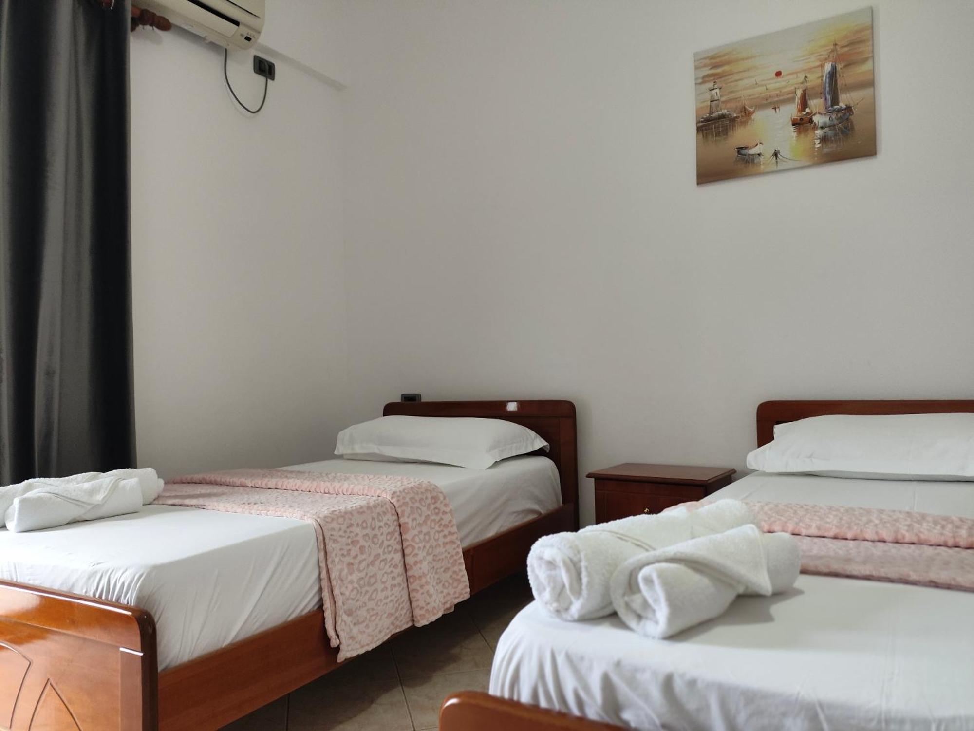 Hola Rooms Ksamil Ngoại thất bức ảnh