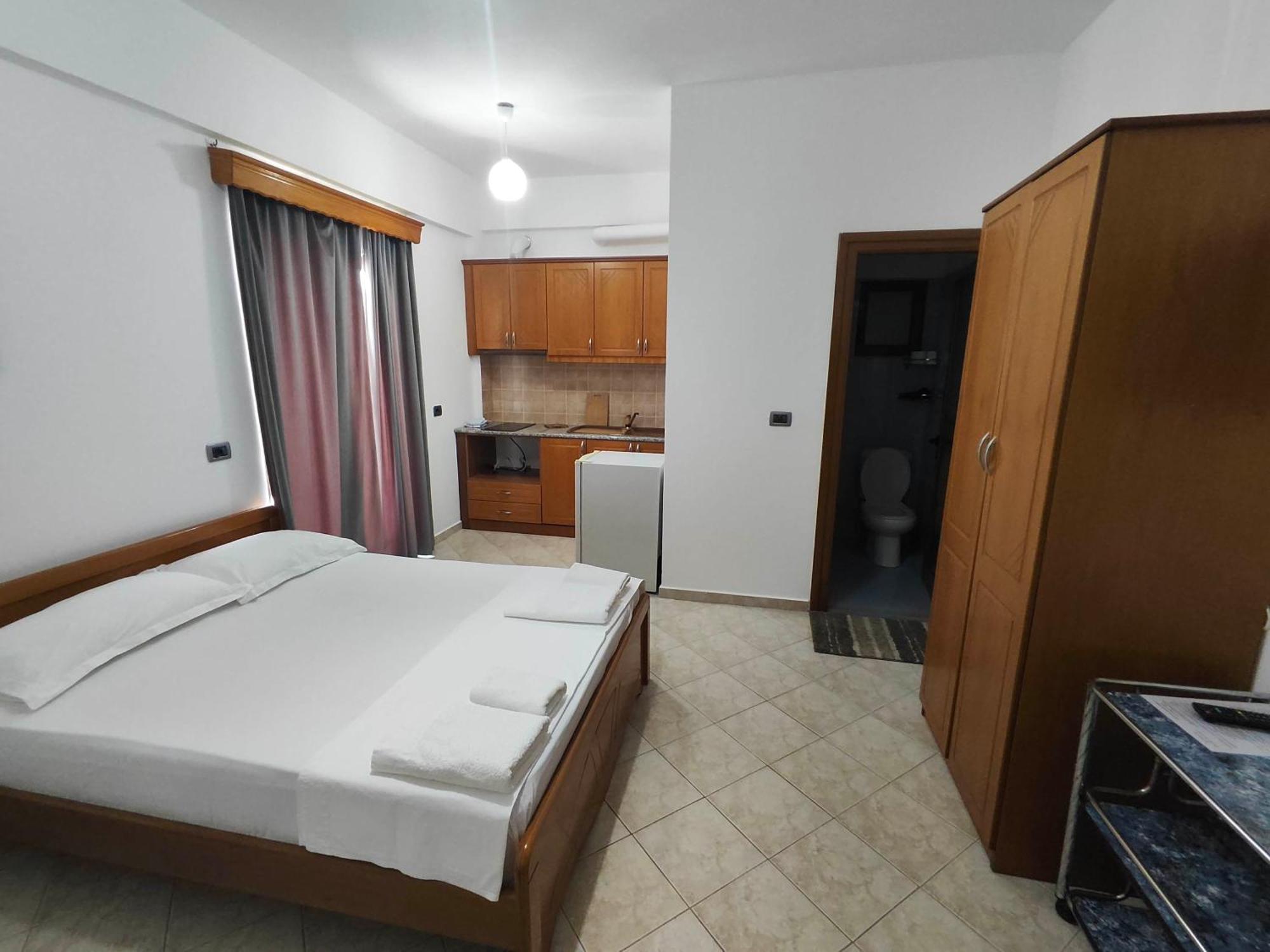 Hola Rooms Ksamil Ngoại thất bức ảnh