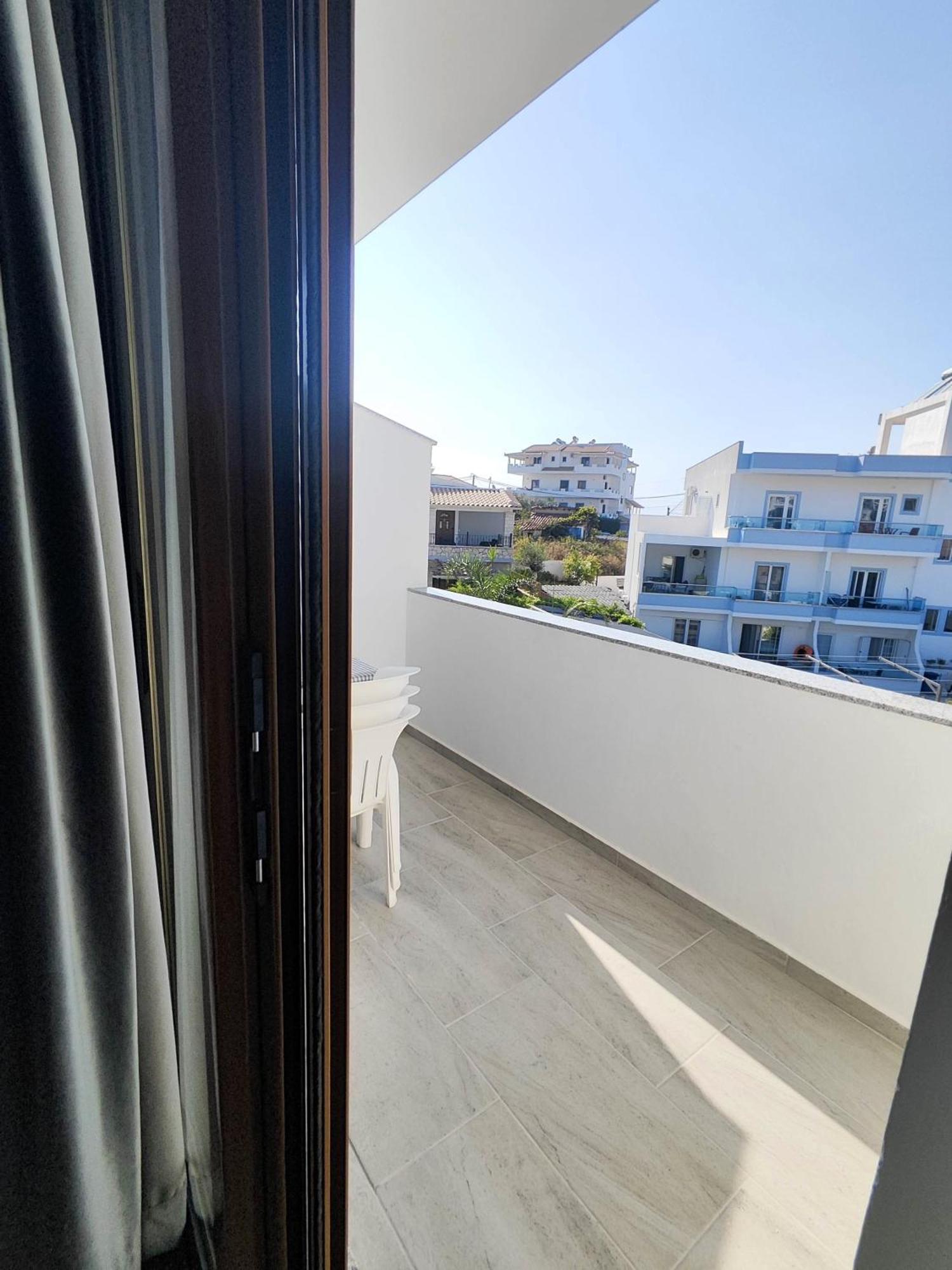 Hola Rooms Ksamil Ngoại thất bức ảnh
