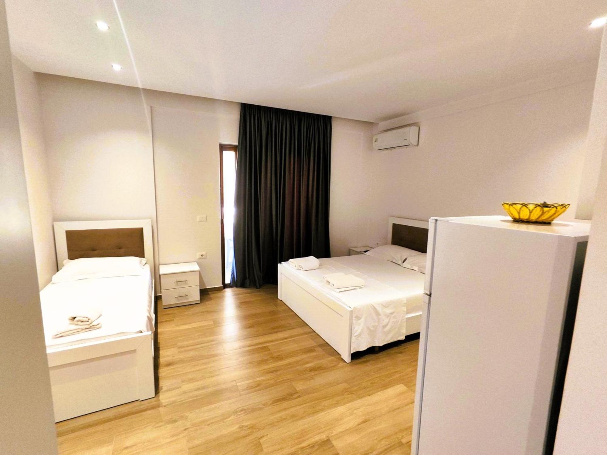Hola Rooms Ksamil Ngoại thất bức ảnh