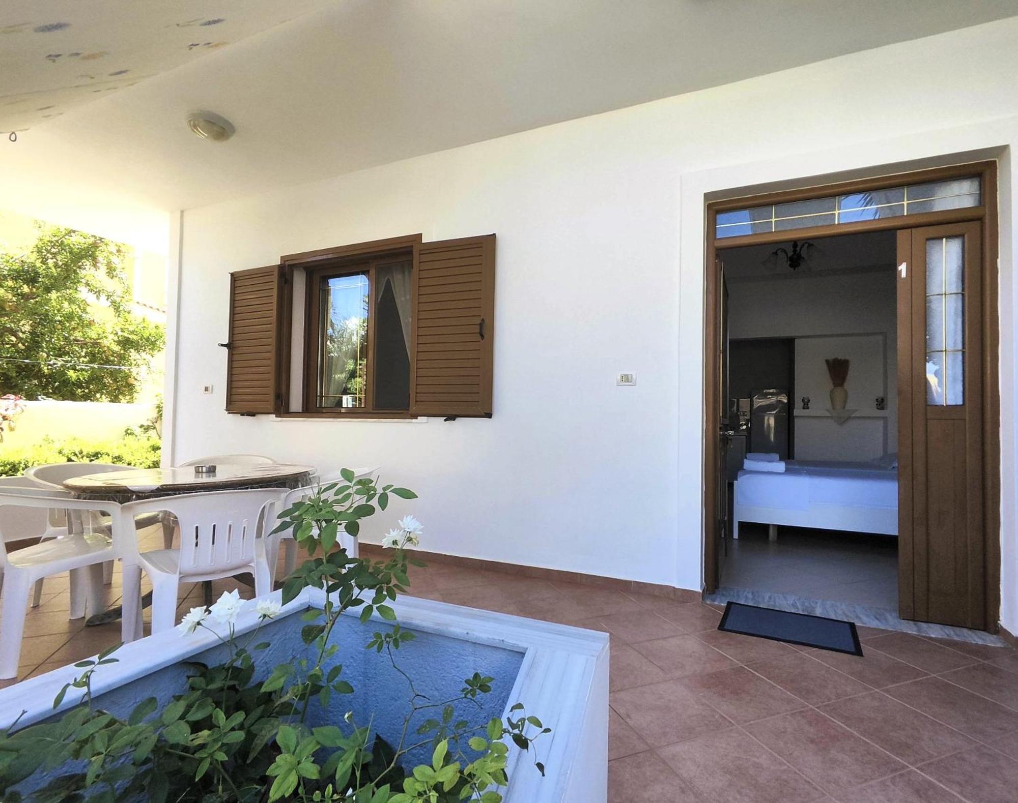 Hola Rooms Ksamil Ngoại thất bức ảnh