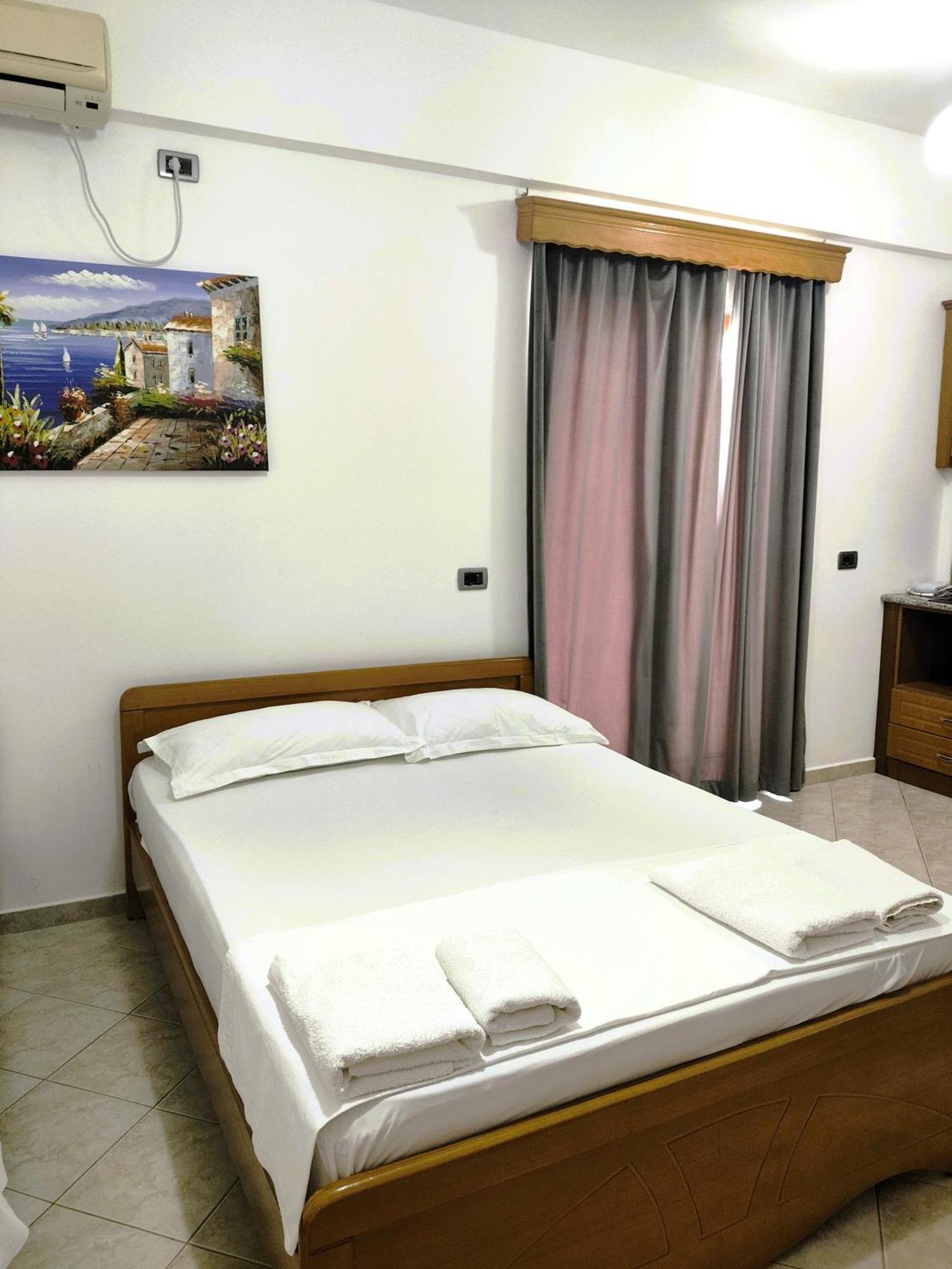 Hola Rooms Ksamil Ngoại thất bức ảnh