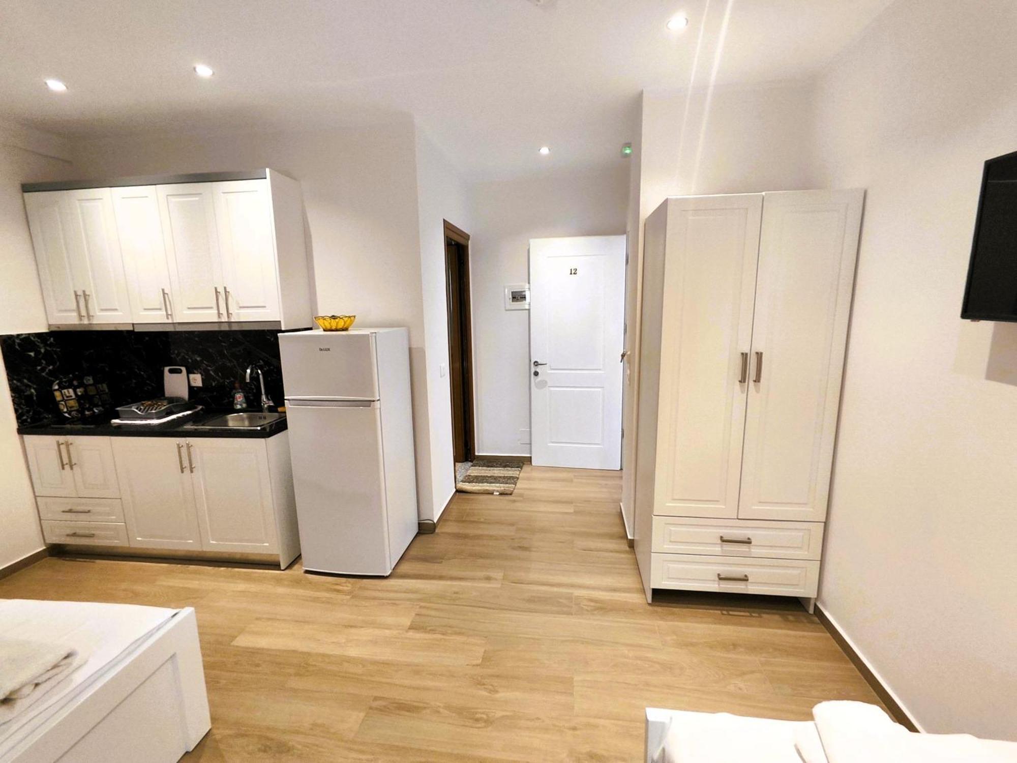 Hola Rooms Ksamil Ngoại thất bức ảnh