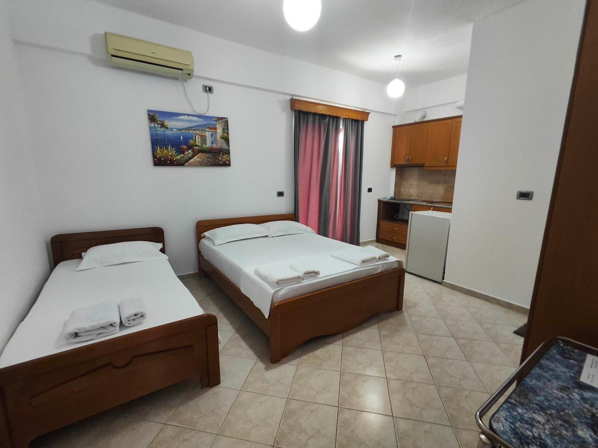 Hola Rooms Ksamil Ngoại thất bức ảnh
