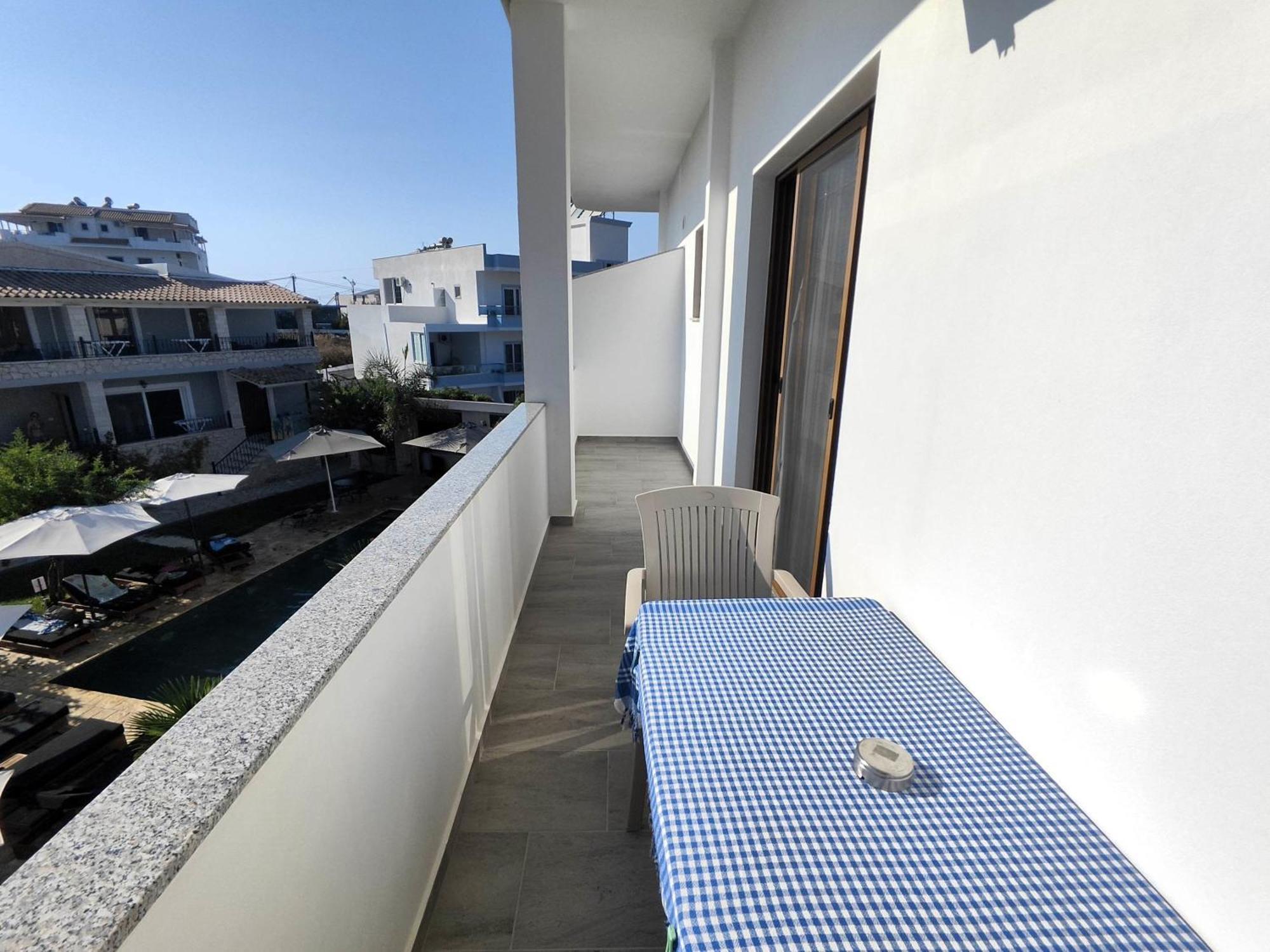 Hola Rooms Ksamil Ngoại thất bức ảnh